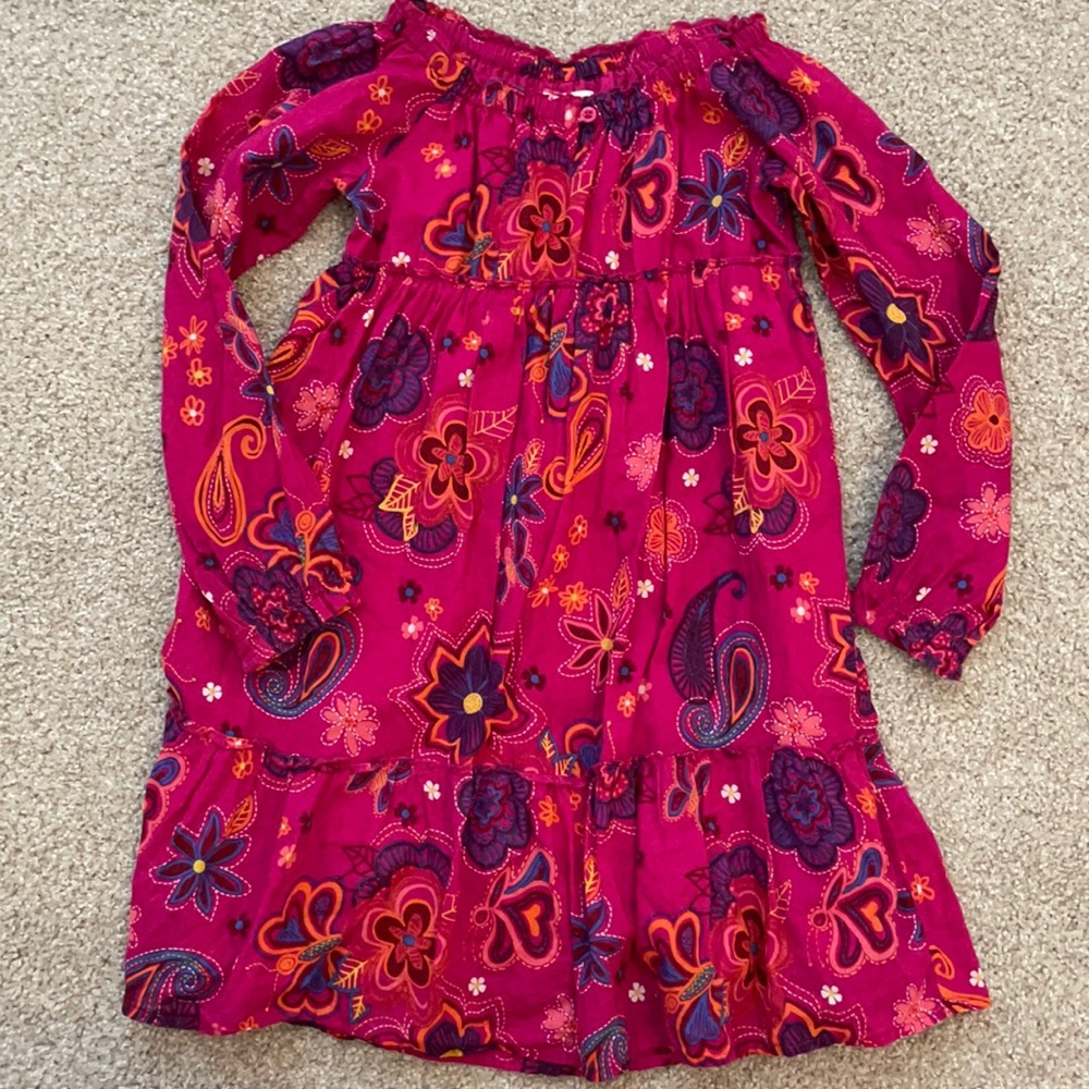 Lands’ End Kids long sleeved dress size 5